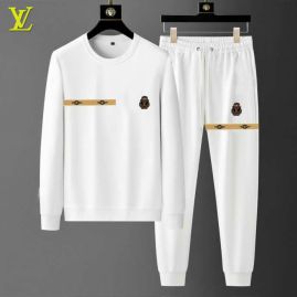 Picture of LV SweatSuits _SKULVM-3XL12yn5329179